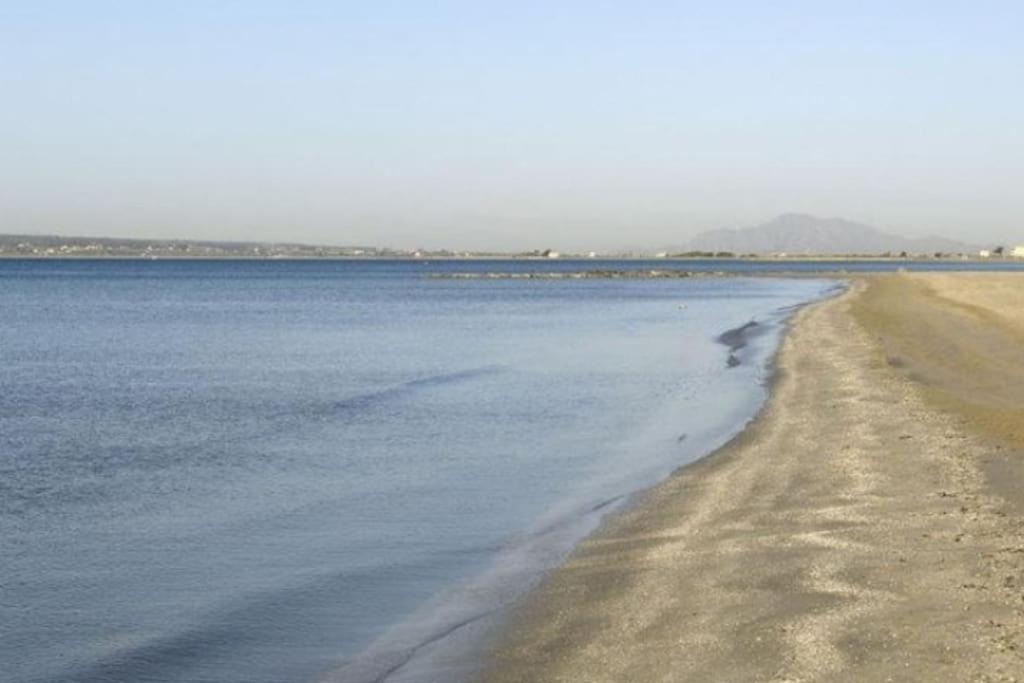 Apartamento Frente Al Mar, Familiar Y Acogedor. سانتا بولا المظهر الخارجي الصورة